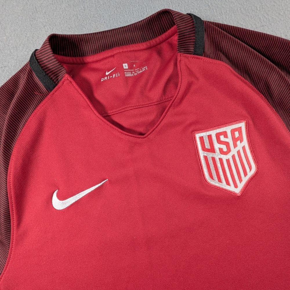 USMNT 2017 Away Soccer Training Jersey Size Small Red World Cup